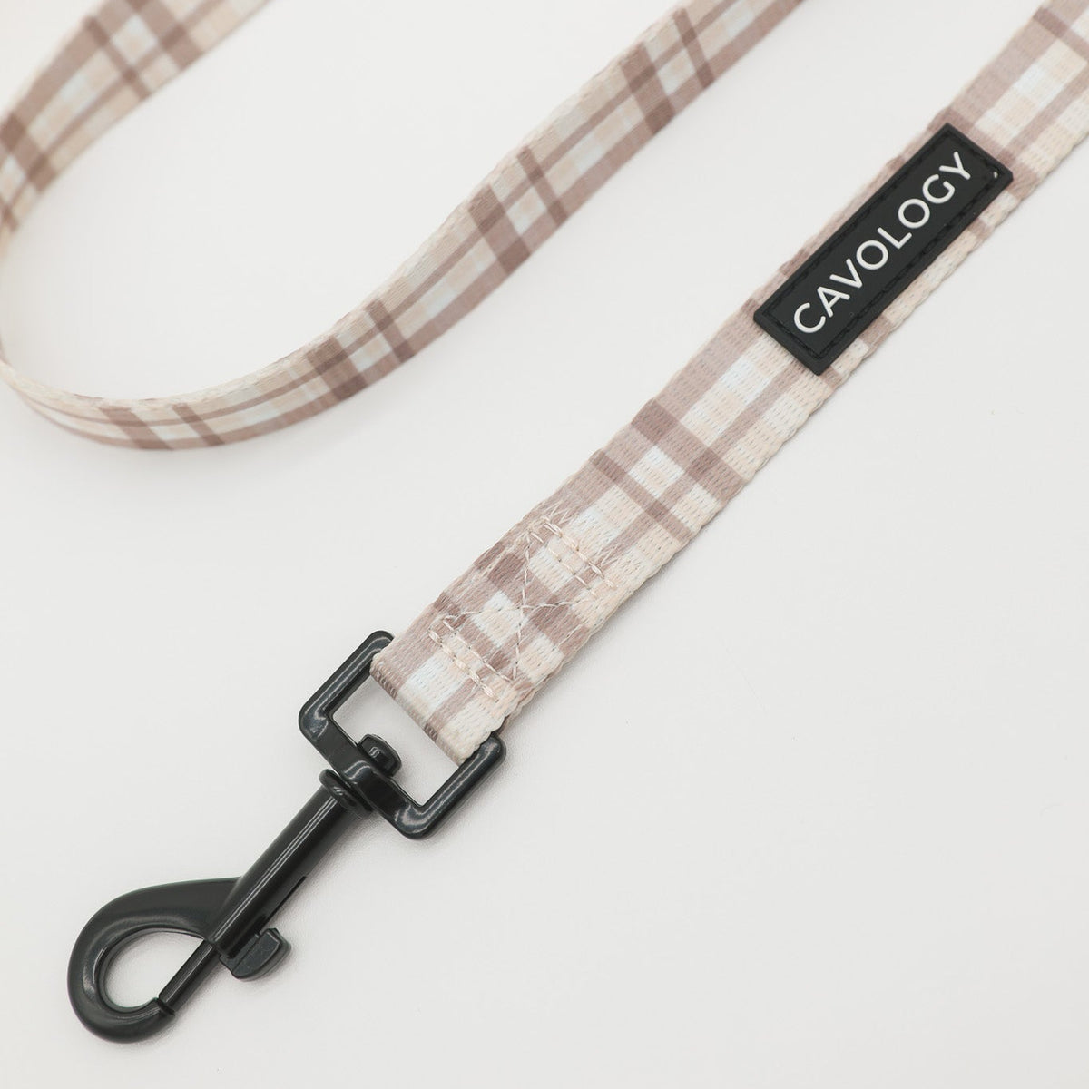 London Fog Cream Plaid Dog Leash