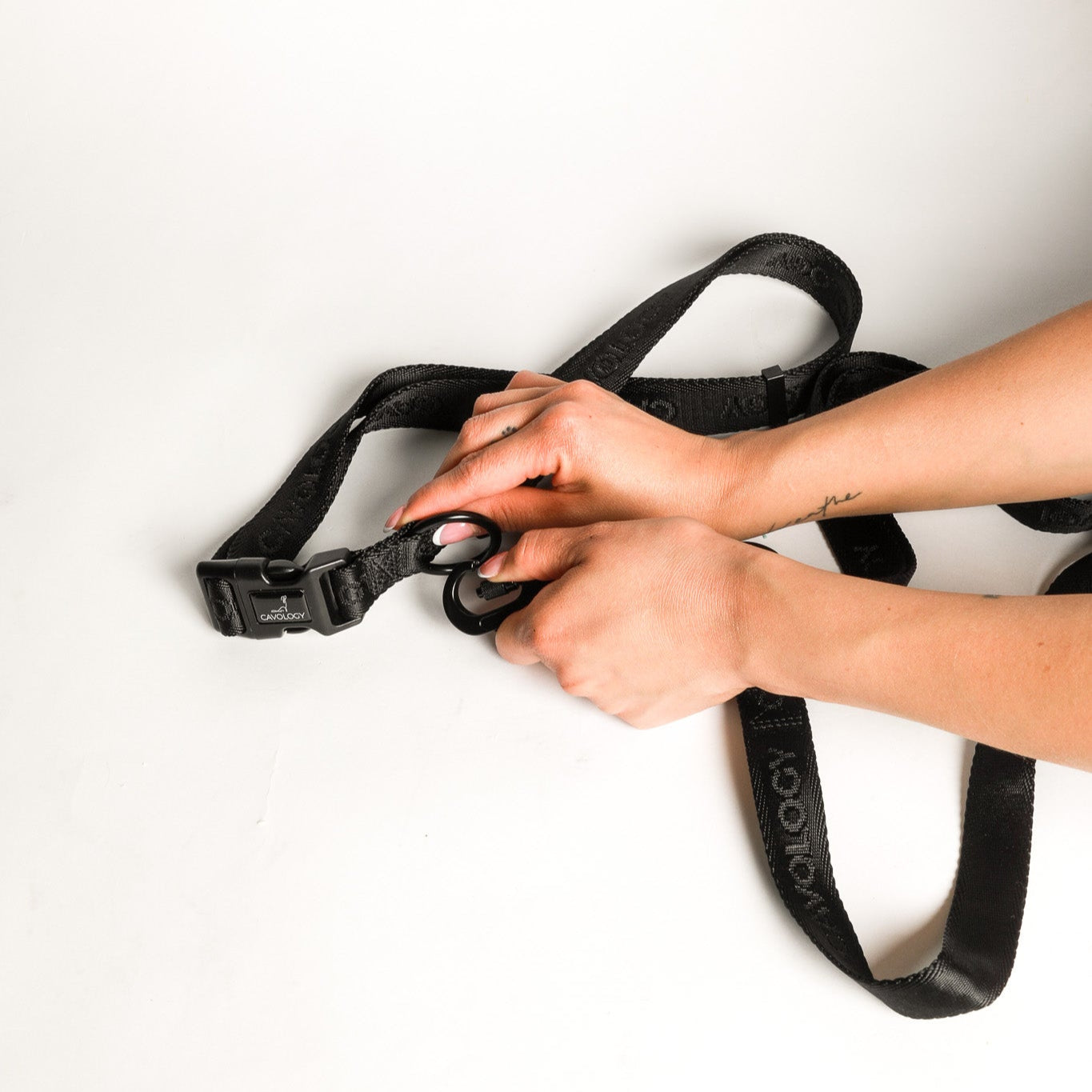 4-in-1 Hands-Free Dog Leash BLACK | Convertible Waist & Crossbody Walking Leash for Dog Parents