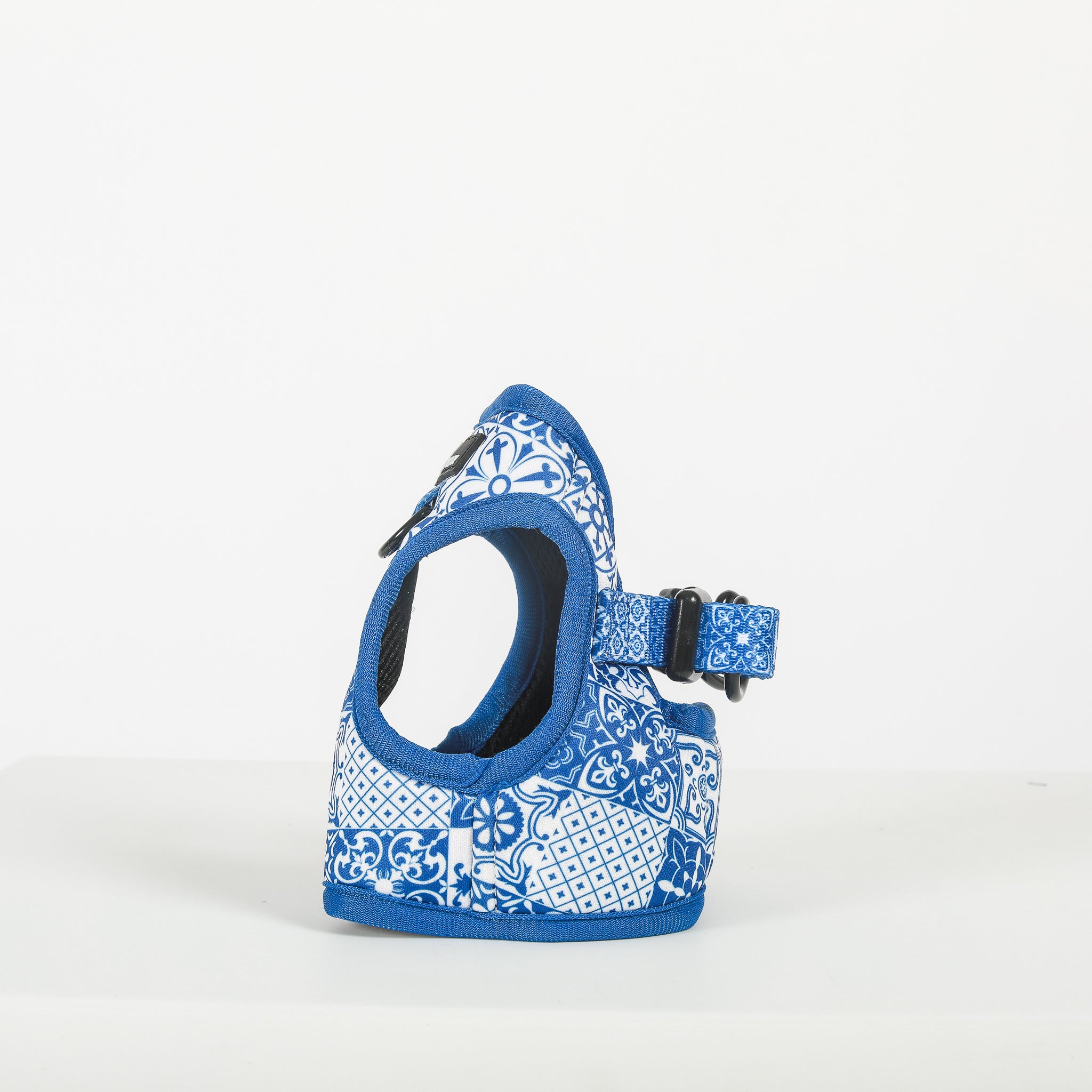 VEST STEP IN HARNESS - Blue Tiles Lisbon